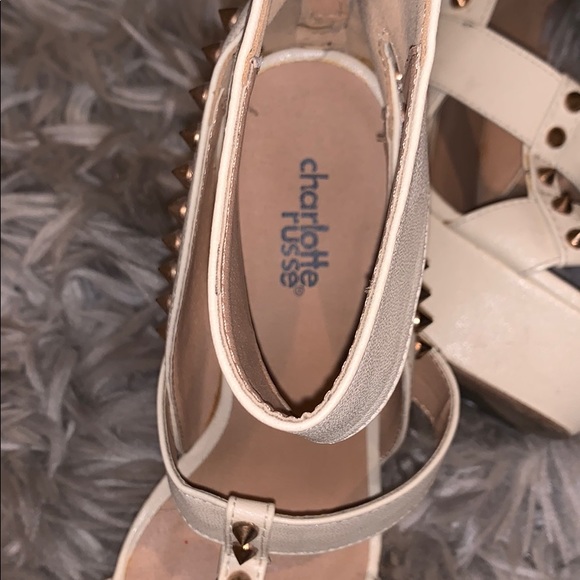 Charlotte Russe Hi heels - Picture 3 of 4